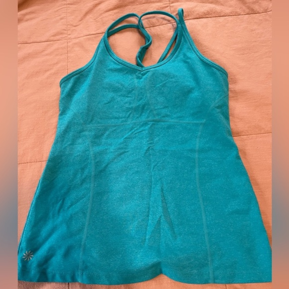 Athletea tank with built in support